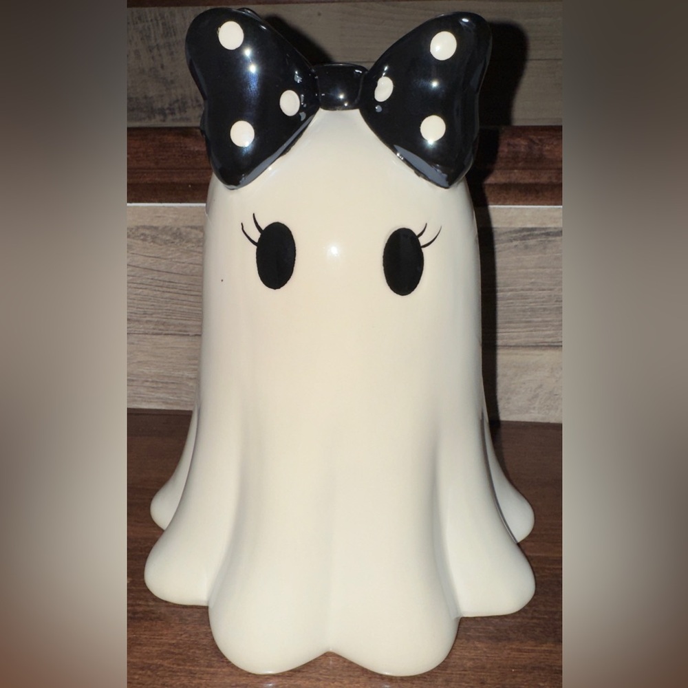 🥰 Viral Iridescent Ceramic Ghost 👻 With Black & White Polka Dot Bow Halloween